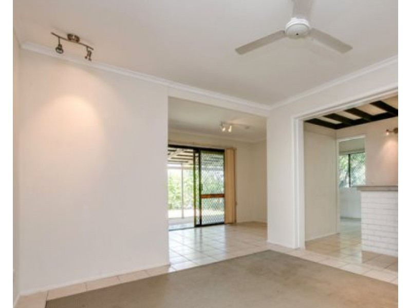 9 Whitewood Street, Algester QLD 4115