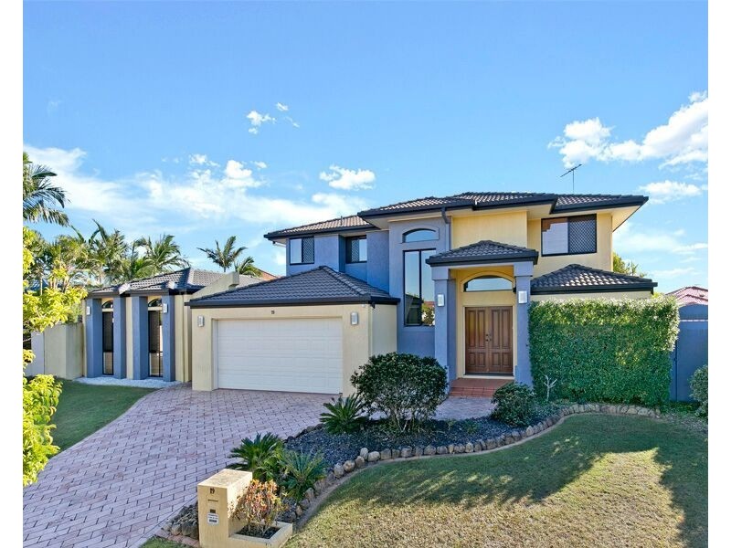 19 Albert Place, Parkinson QLD 4115
