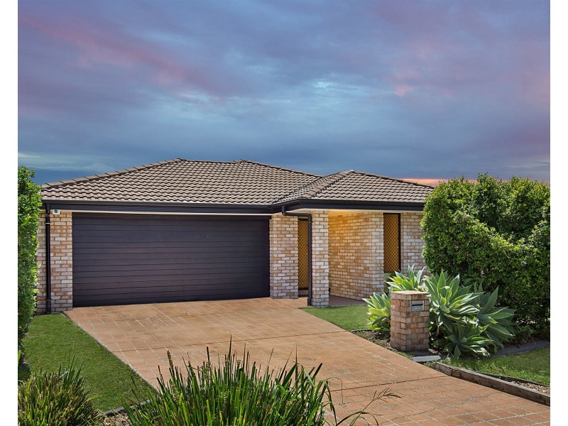26 Goongarrie Crescent, Parkinson QLD 4115