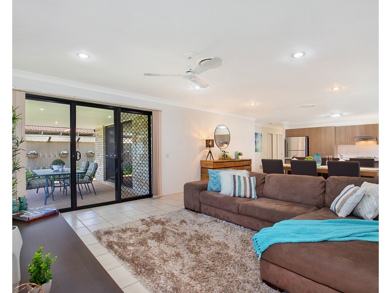 26 Goongarrie Crescent, Parkinson QLD 4115