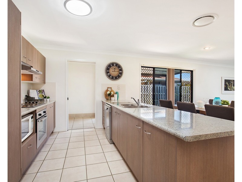 26 Goongarrie Crescent, Parkinson QLD 4115