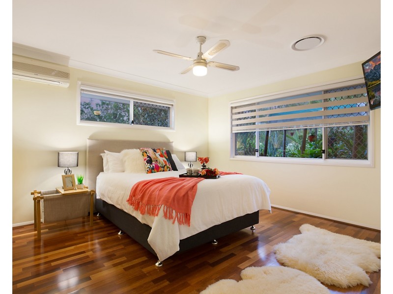 6 Clembury Place, Calamvale QLD 4116
