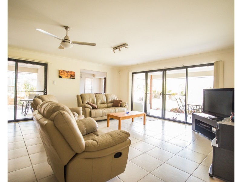 5 Fatima Place, Calamvale QLD 4116