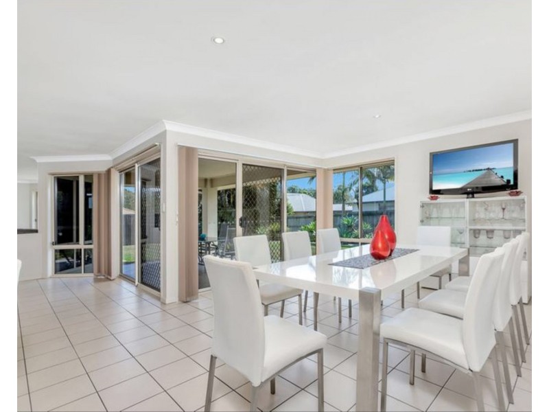 12 Lomond Place, Parkinson QLD 4115