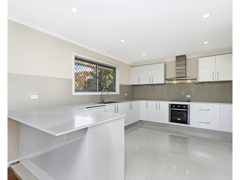 2 Coolmunda Street, Mansfield QLD 4122