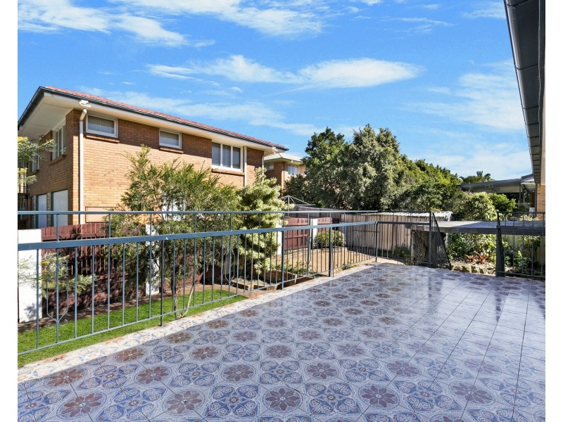 2 Coolmunda Street, Mansfield QLD 4122