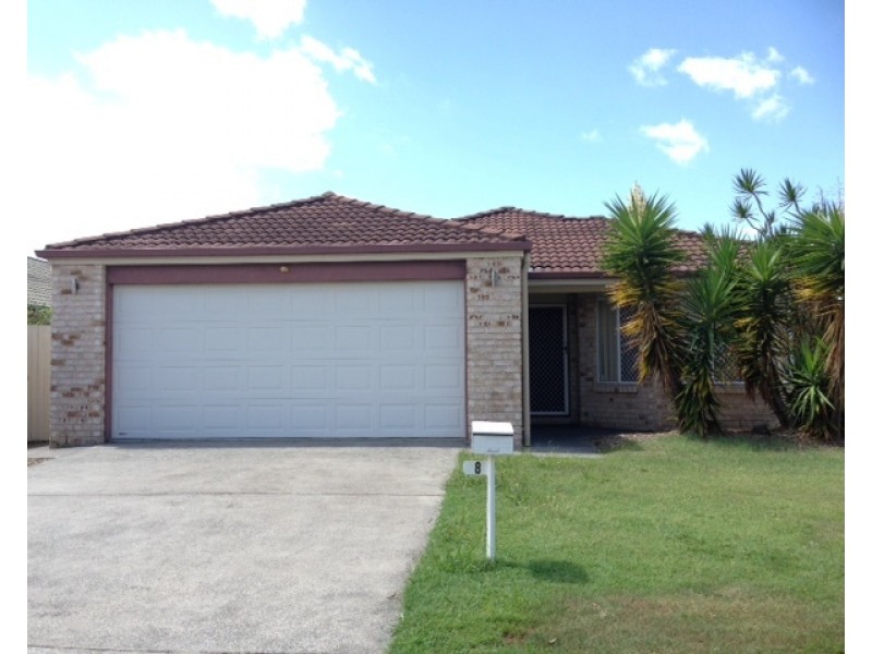 8 Karajini Crescent, Parkinson QLD 4115