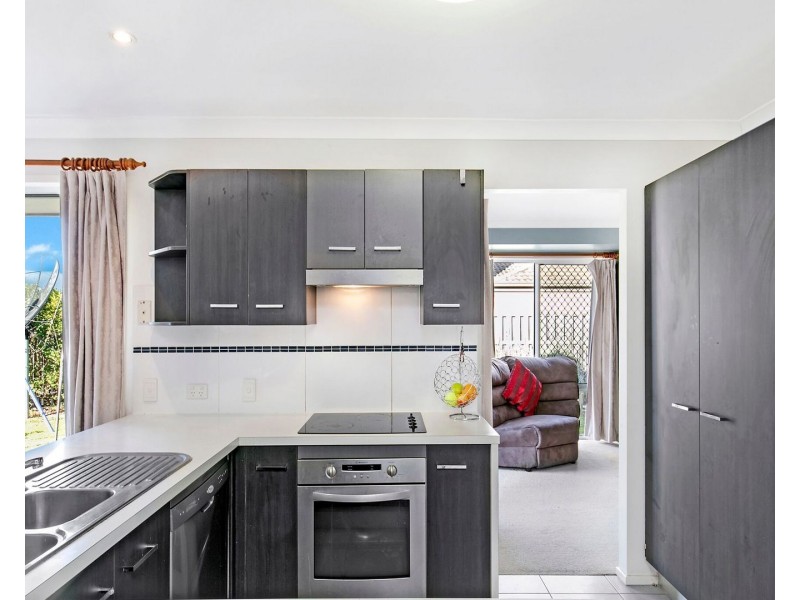 7 Budawang Street, Parkinson QLD 4115