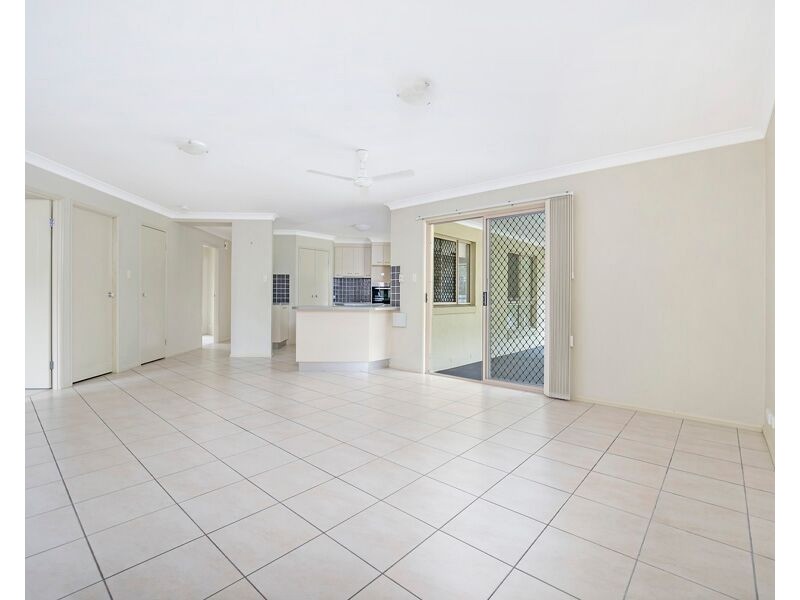 83 Gibraltar Circuit, Parkinson QLD 4115