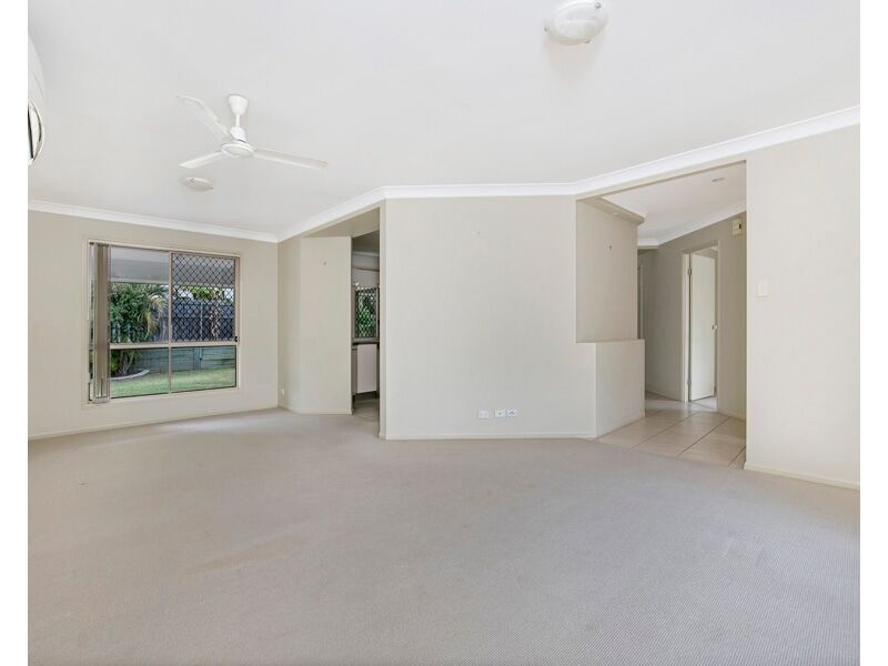 83 Gibraltar Circuit, Parkinson QLD 4115