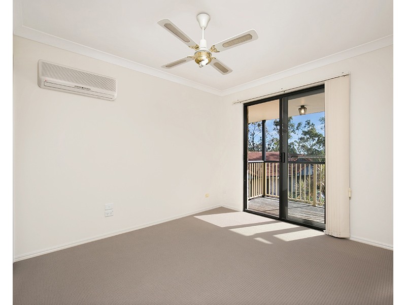 17/8 Honeysuckle Way, Calamvale QLD 4116