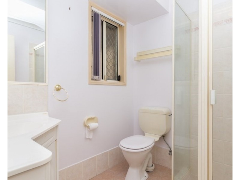 14 Pinnacle Close, Regents Park QLD 4118