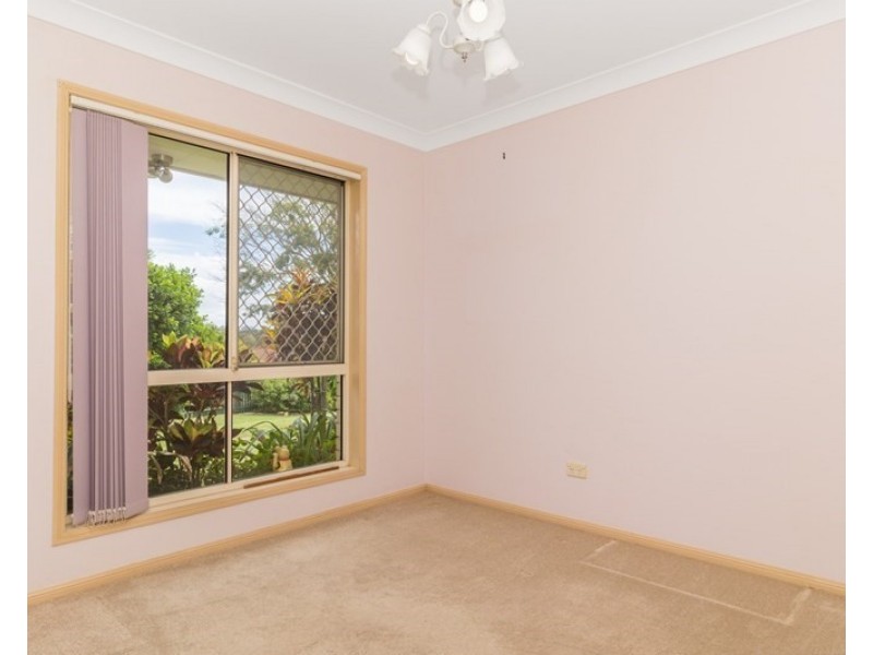 14 Pinnacle Close, Regents Park QLD 4118