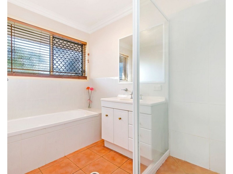 25 Central Street, Calamvale QLD 4116