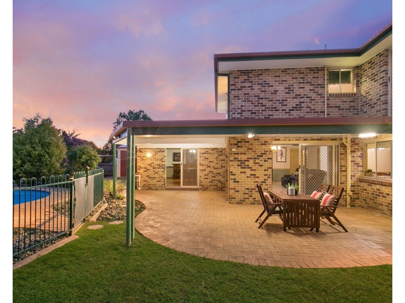 17 Somerset Place, Parkinson QLD 4115