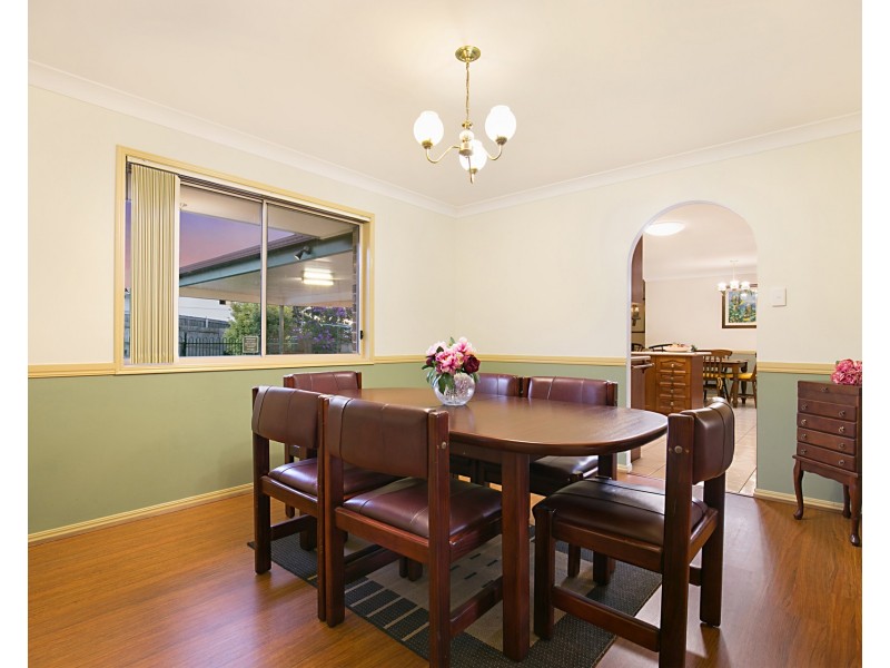17 Somerset Place, Parkinson QLD 4115