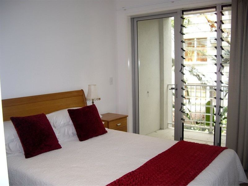 Unit 7/79-83 ISLAND VIEWS Williams Esplanade, Palm Cove QLD 4879