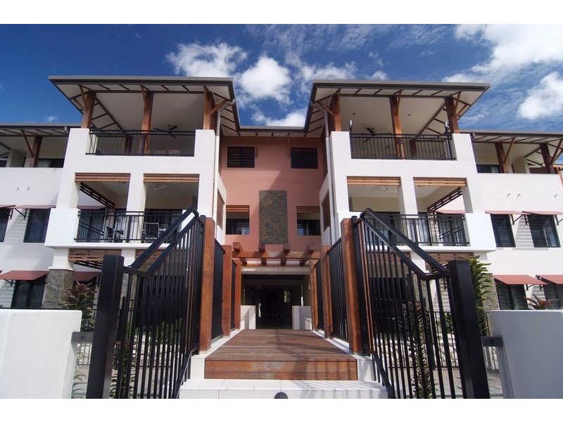 Unit PENTHOUSE/88 HARBOUR Drive, Trinity Park QLD 4879