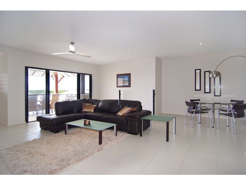 Unit PENTHOUSE/88 HARBOUR Drive, Trinity Park QLD 4879