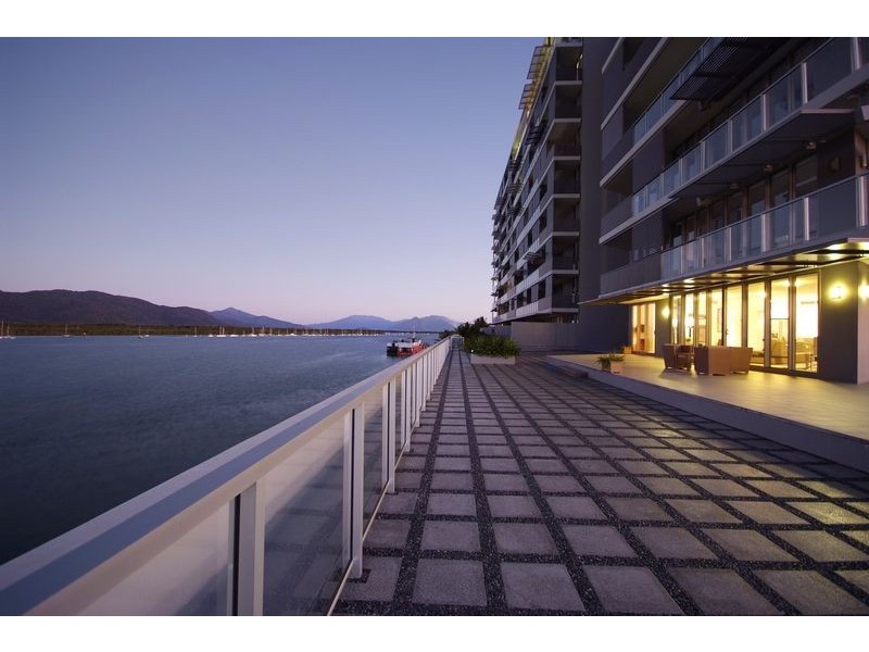 Unit 11/1 Marlin Parade, Cairns City QLD 4870