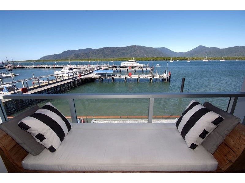 Unit 301/1 Marlin Parade, Cairns QLD 4870