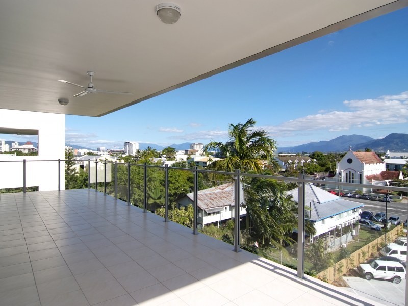 Unit 24/189-191 Abbott Street, Cairns QLD 4870
