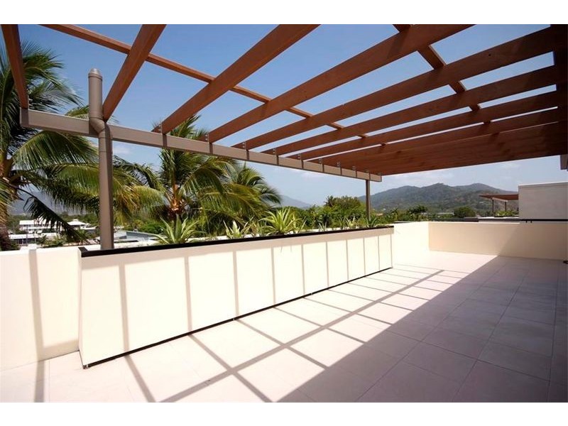 Unit 406/339 Lake Street, Cairns QLD 4870