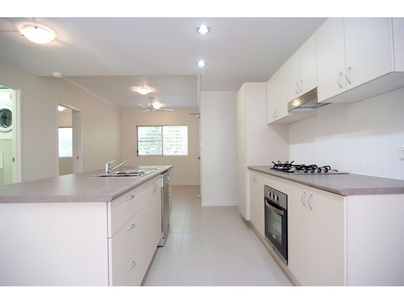 Unit 7/109-113 Martyn Street, Cairns QLD 4870