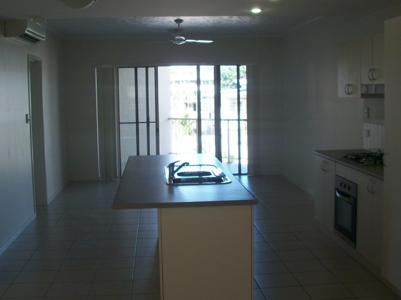 Unit 11/111-113 Martyn Street, Cairns QLD 4870
