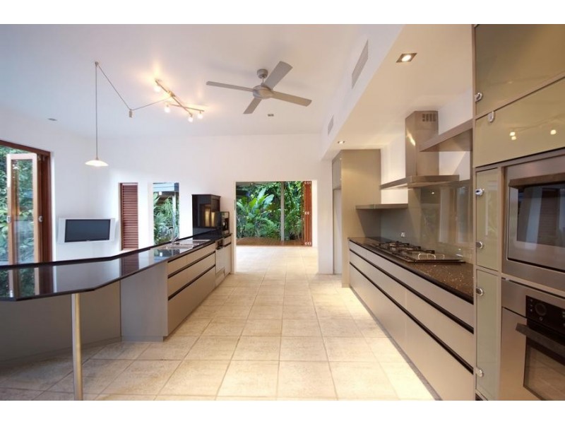 55 Junction Street, Edge Hill QLD 4870