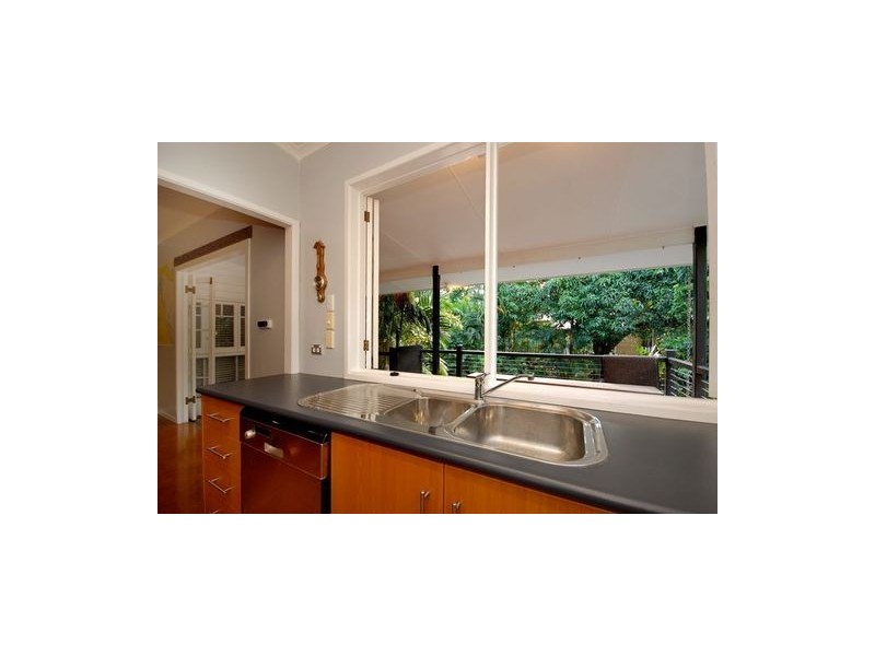 12 Dalziel Street, Cairns QLD 4870