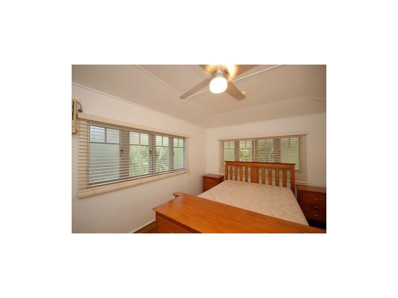 12 Dalziel Street, Cairns QLD 4870