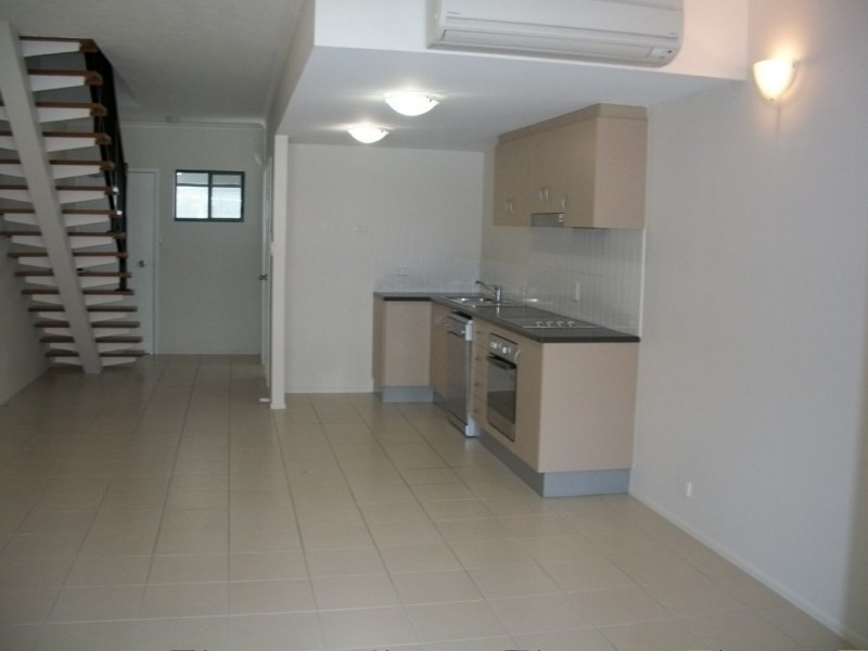 Unit 24/82 – 86 Martyn Street, Cairns QLD 4870