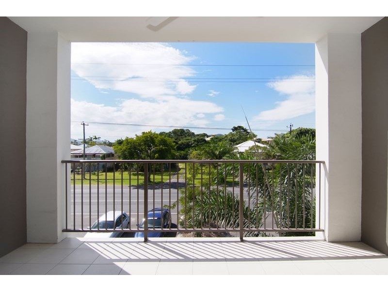 35-41 Gatton Street, Cairns QLD 4870