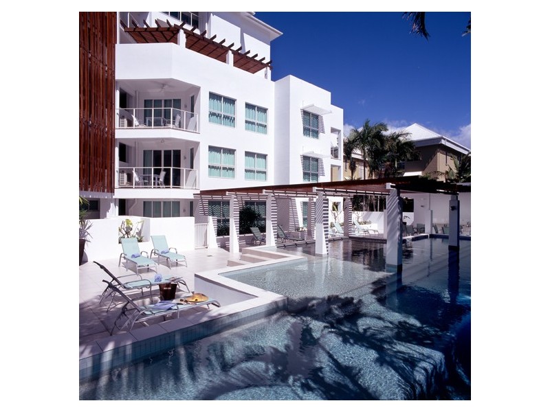 Unit 13/201 Lake Street, Cairns QLD 4870