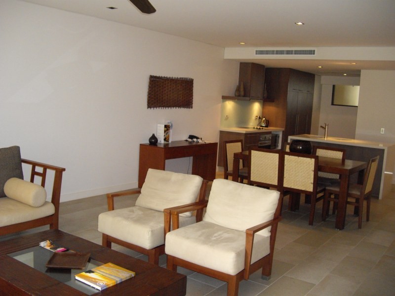 Unit 207/1 Triton Street, Palm Cove QLD 4879