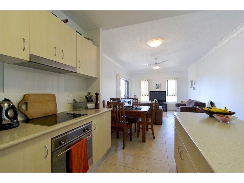 Unit 9/93-95 Mcleod Street, Cairns City QLD 4870