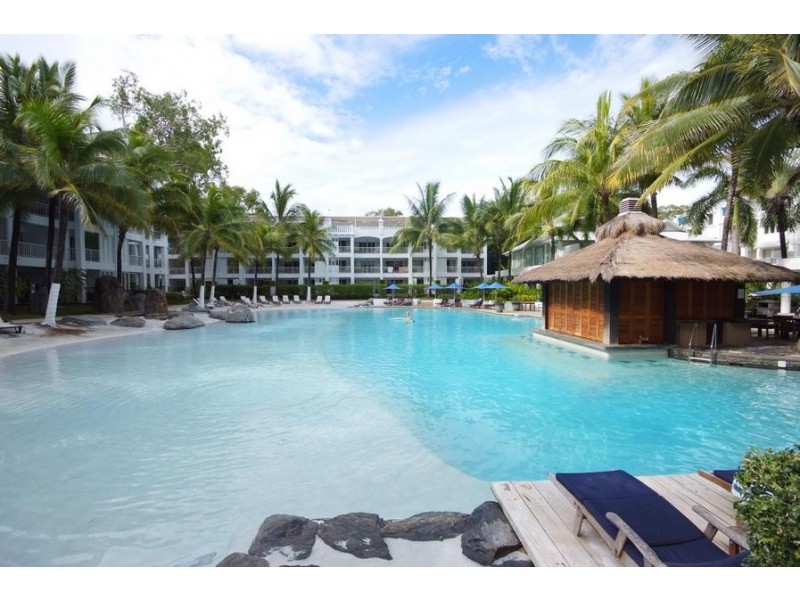 Unit 4233/4234/123 Williams Esplanade, Palm Cove QLD 4879