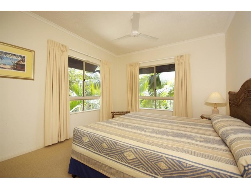 Unit 1410/2 Greenslopes Street, Cairns QLD 4870