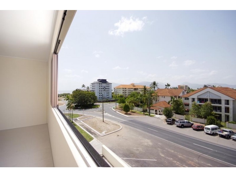 Cairns City QLD 4870