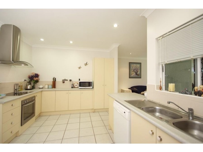 18 Bowen Street, Mount Sheridan QLD 4868