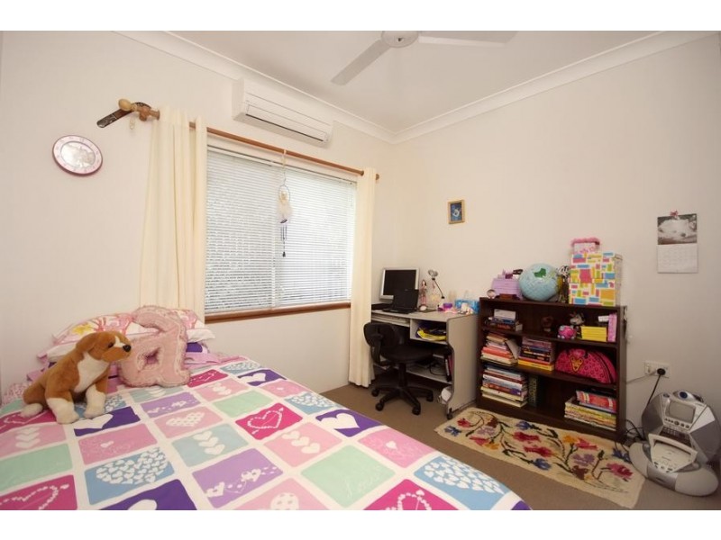 18 Bowen Street, Mount Sheridan QLD 4868