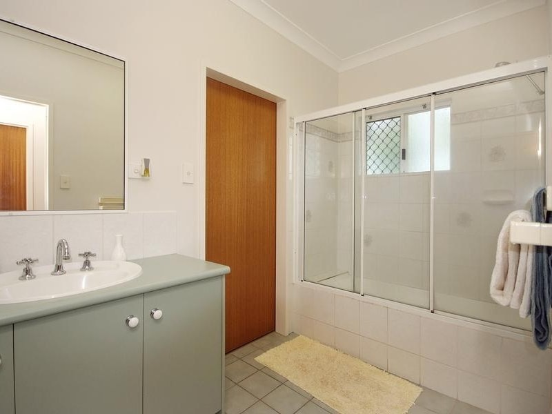 18 Bowen Street, Mount Sheridan QLD 4868