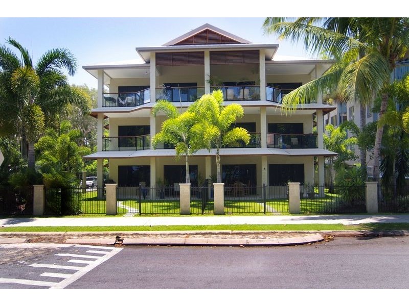 Unit 4/73 Sims Esplanade, Yorkeys Knob QLD 4878