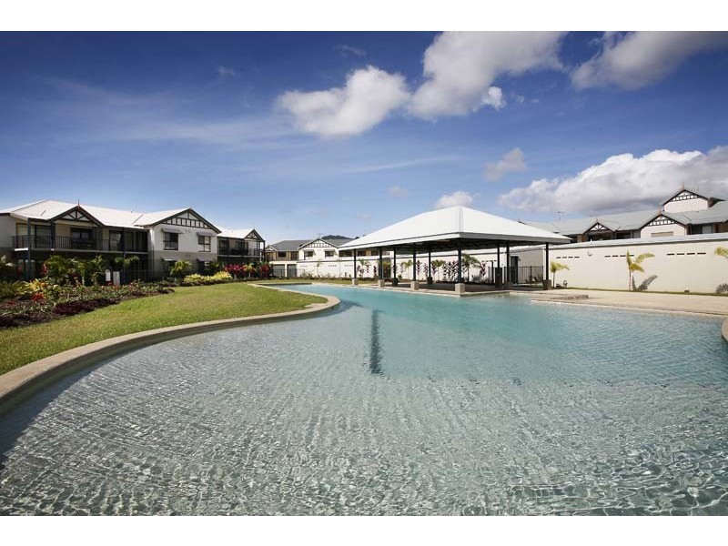 APT 36 / 1-2 Fairweather Road, Redlynch QLD 4870