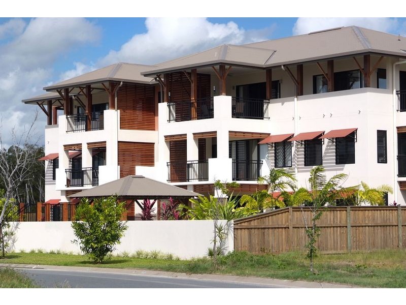 Unit 2/90 Harbour Drive, Trinity Park QLD 4879