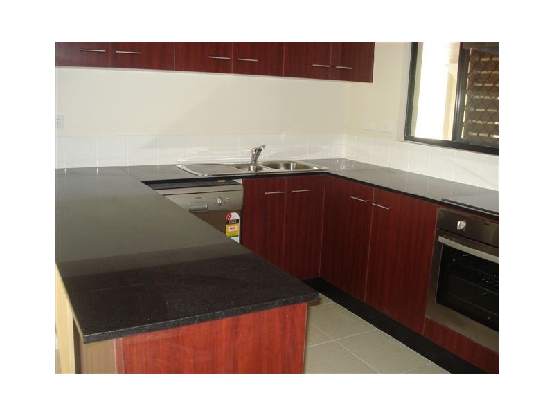 Unit 2/90 Harbour Drive, Trinity Park QLD 4879
