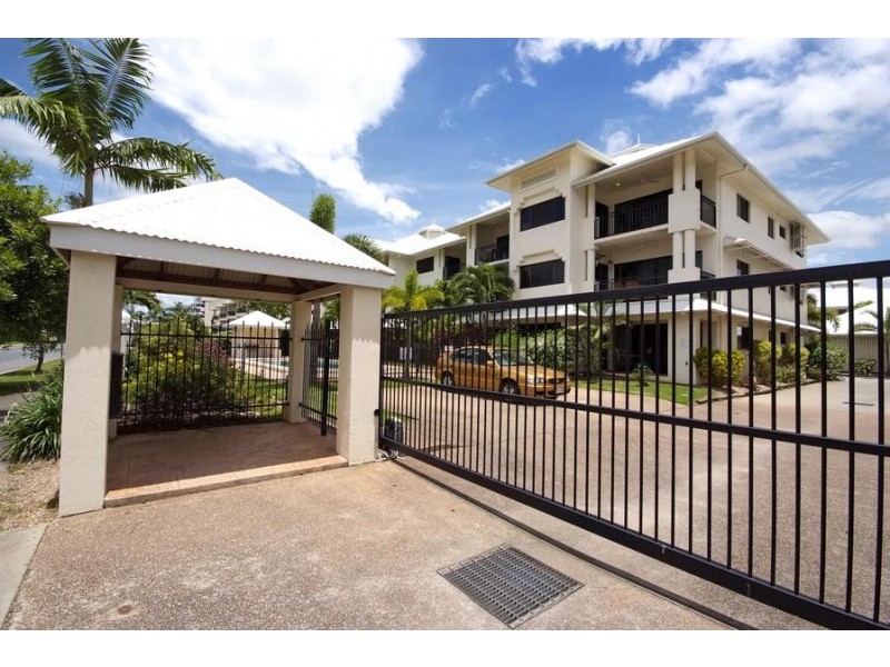 Unit 15/293 Esplanade Esplanade, North Cairns QLD 4870