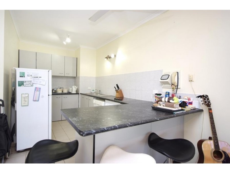 Unit 14/281 The Esplanade, Cairns QLD 4870