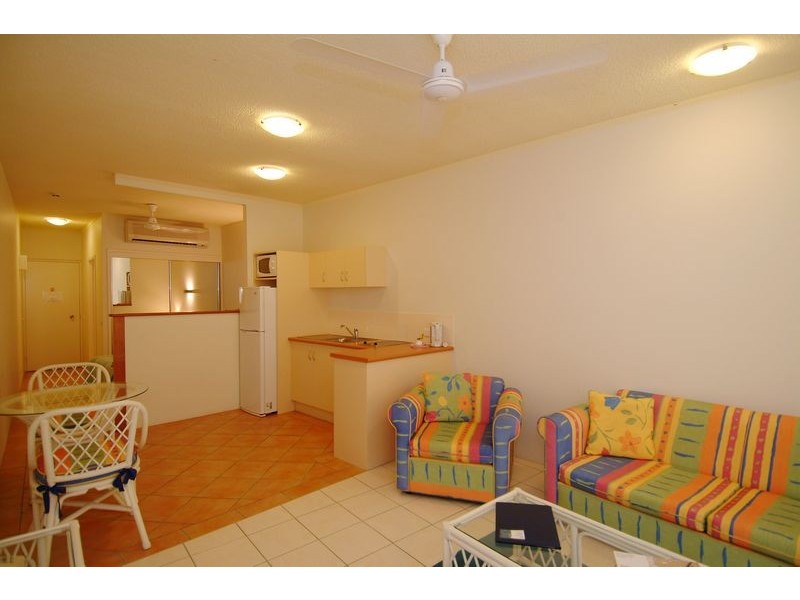 Unit 106/92 Moore Street, Trinity Beach QLD 4879